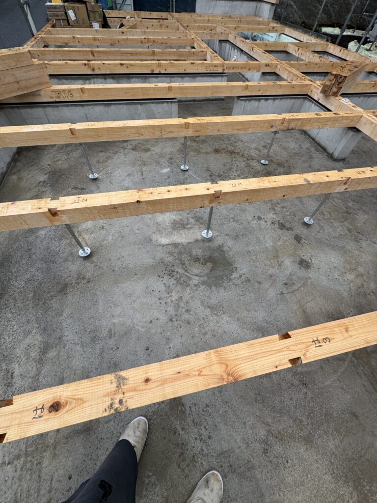 神奈川県川崎市の土台作業場